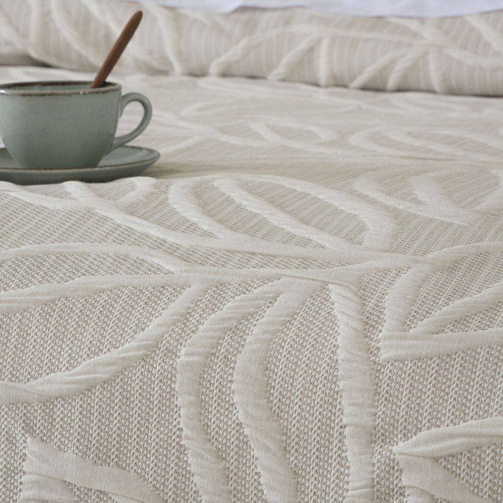Couvre lit Loreta Beige