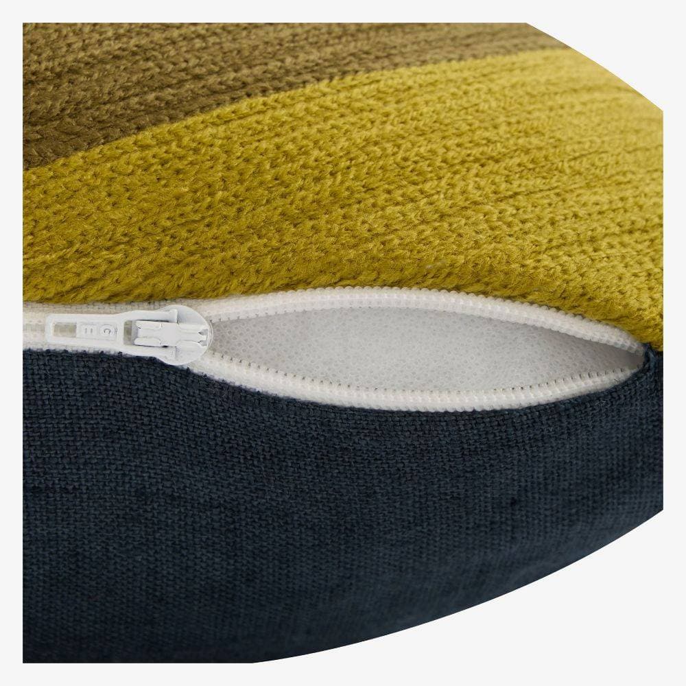 Coussin brodé Clarisse